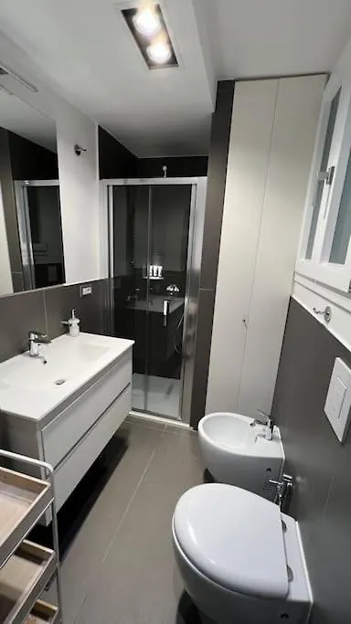 Casa Losito, Boutique Apartment 100 Mq In The Heart Of Naples!