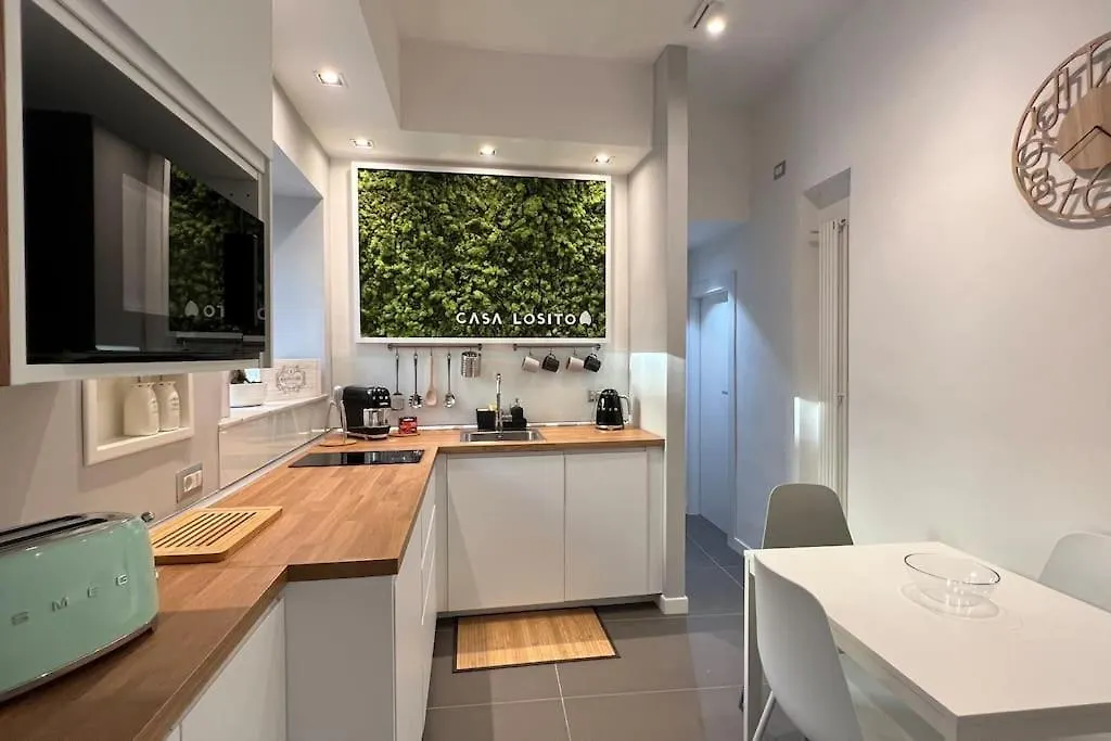 Casa Losito, Boutique Apartment 100 Mq In The Heart Of Naples! Italy