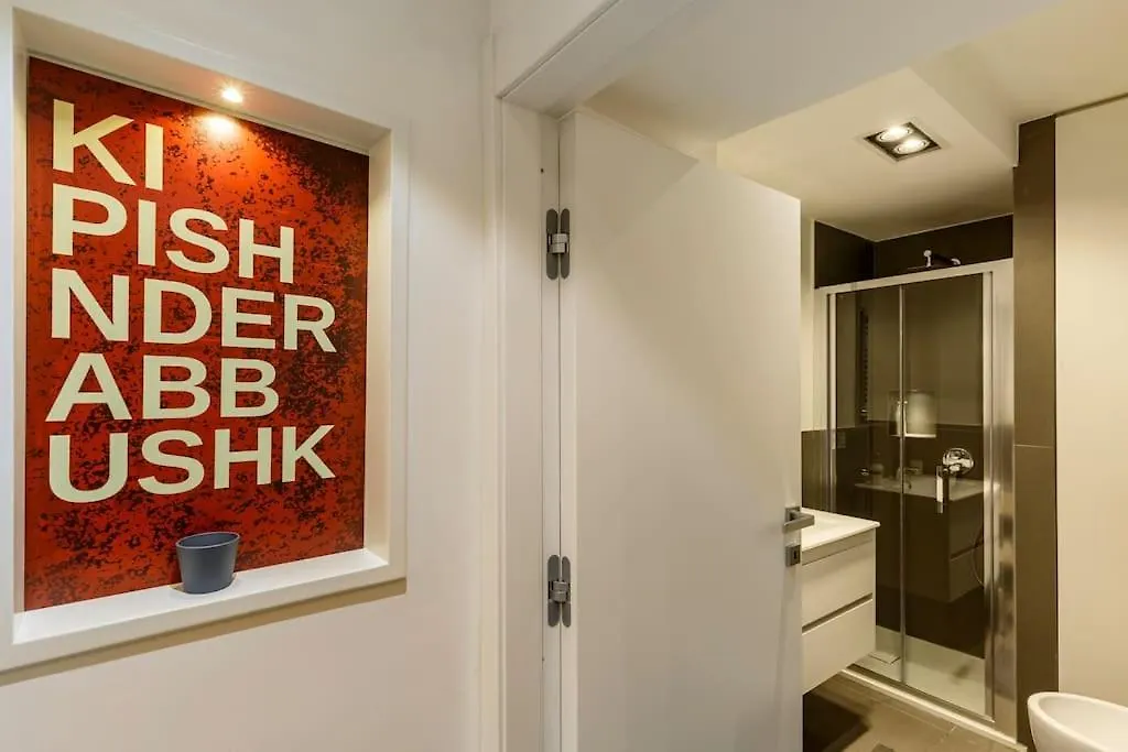 Casa Losito, Boutique Apartment 100 Mq In The Heart Of Naples!  Naples