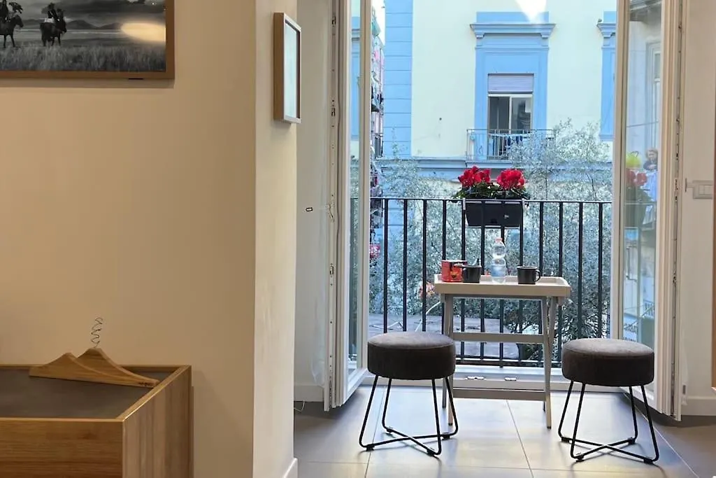 Casa Losito, Boutique Apartment 100 Mq In The Heart Of Naples! Italy